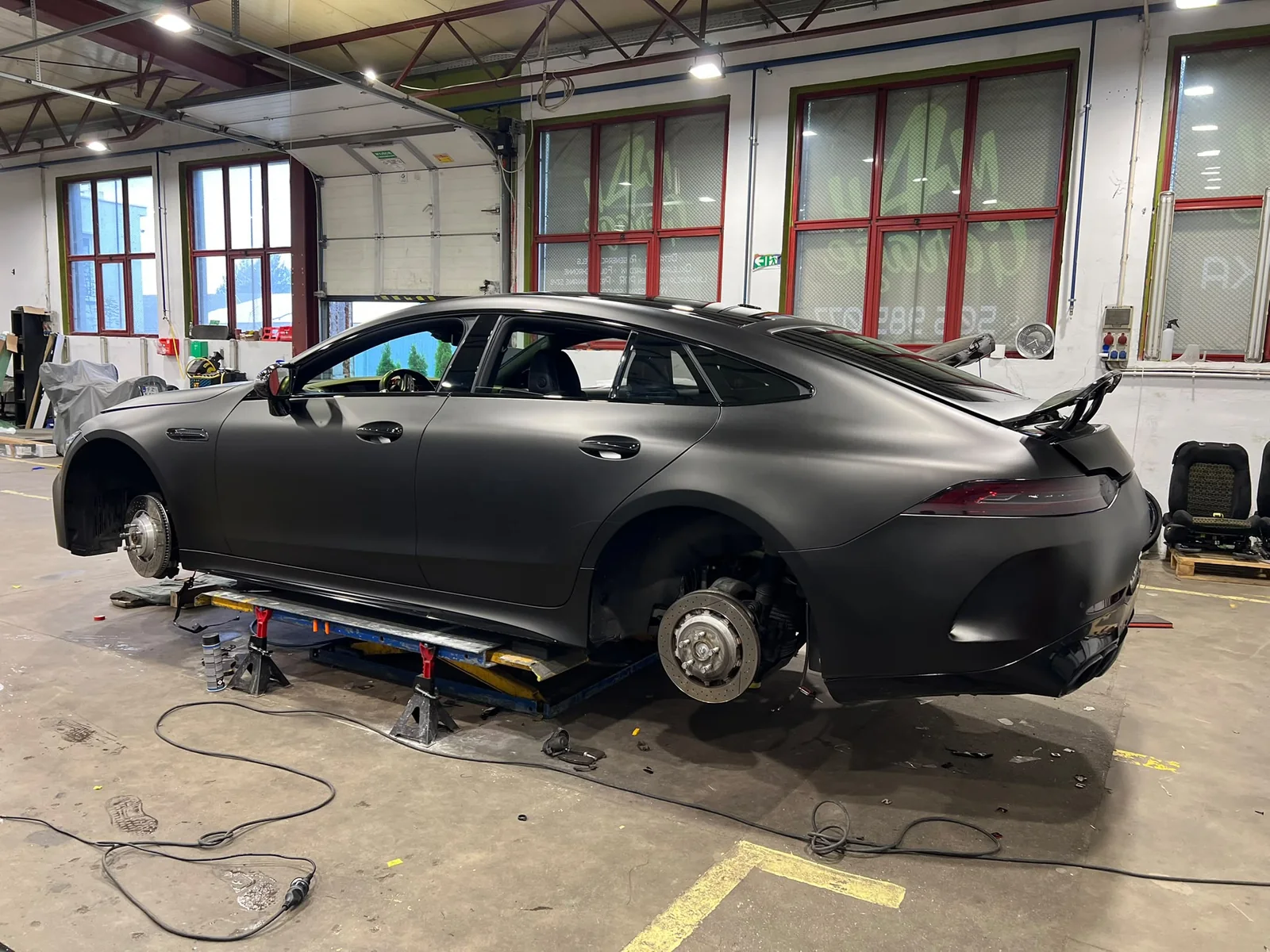 Mercedes – realizacja w trakcie